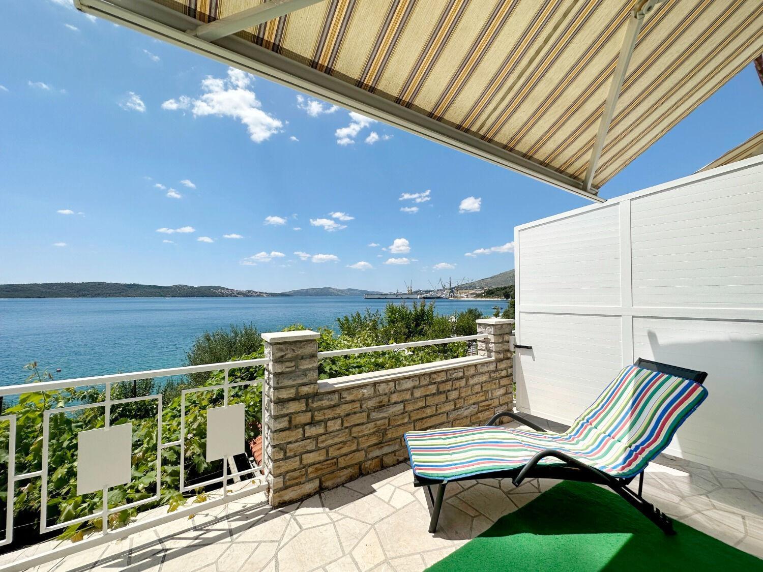 Apartments Mihaela Trogir Eksteriør bilde