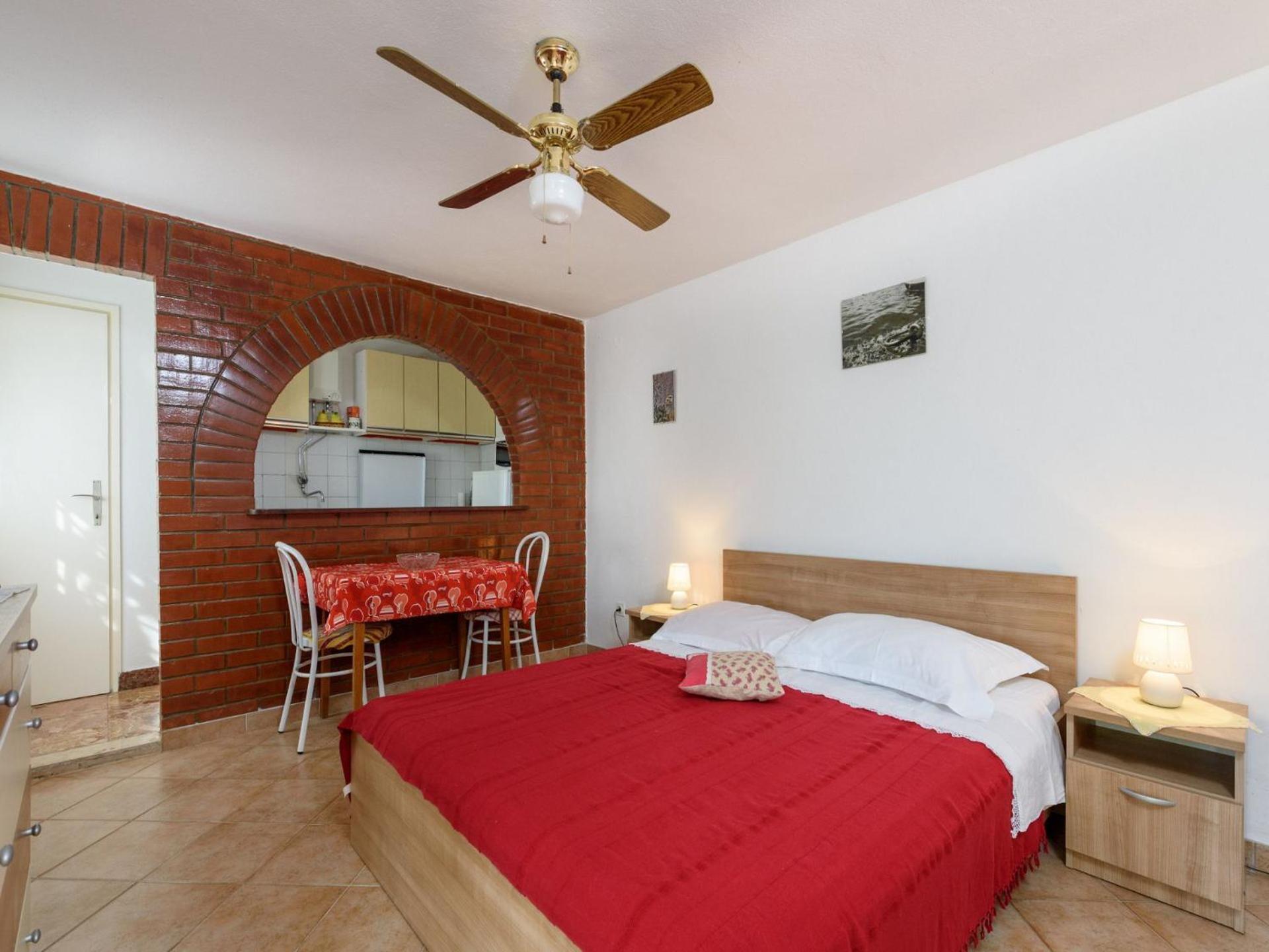 Apartments Mihaela Trogir Eksteriør bilde