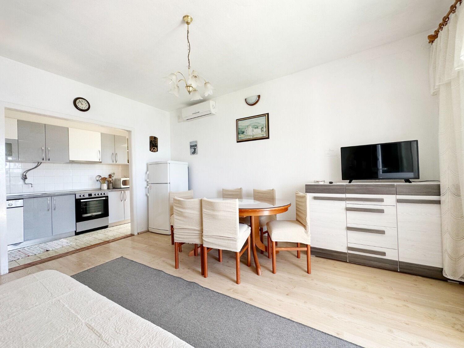 Apartments Mihaela Trogir Eksteriør bilde