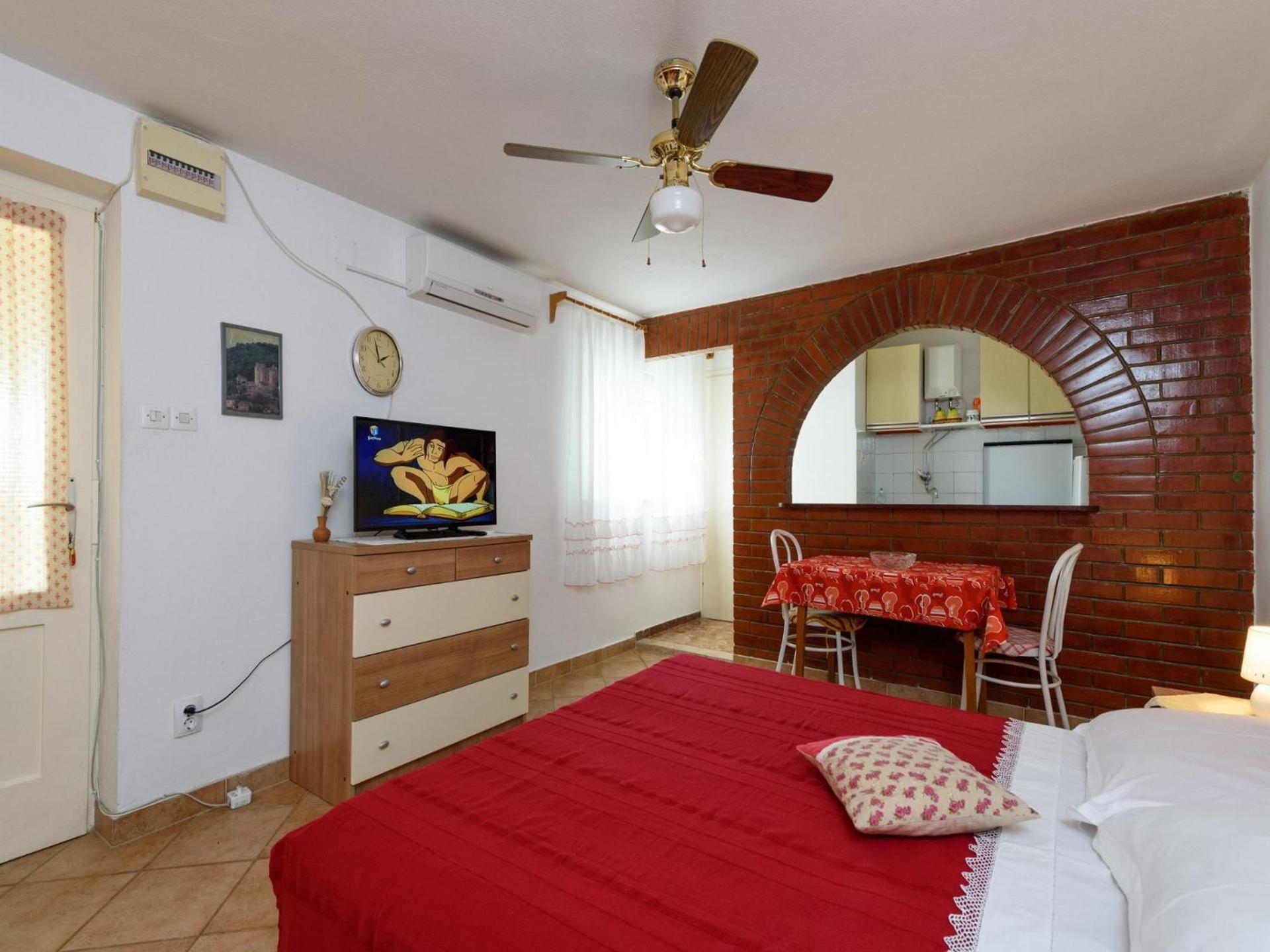 Apartments Mihaela Trogir Eksteriør bilde